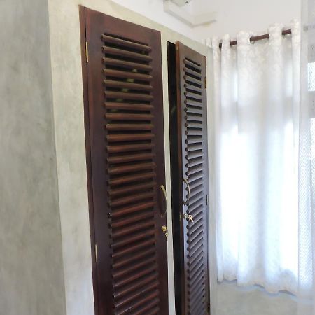 Asantha Guest House Unawatuna Esterno foto