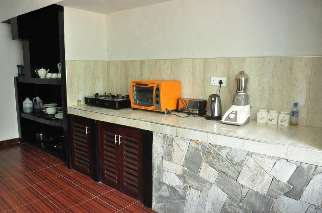 Asantha Guest House Unawatuna Esterno foto