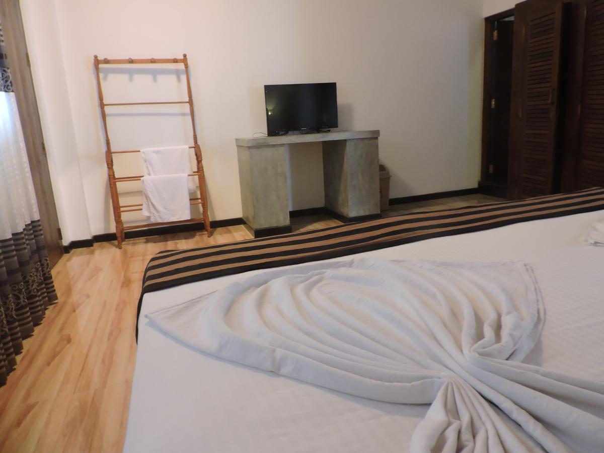 Asantha Guest House Unawatuna Esterno foto