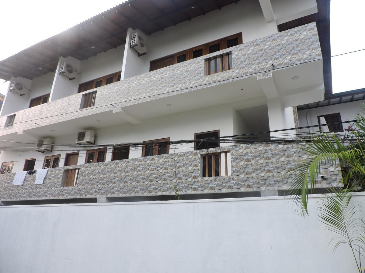 Asantha Guest House Unawatuna Esterno foto
