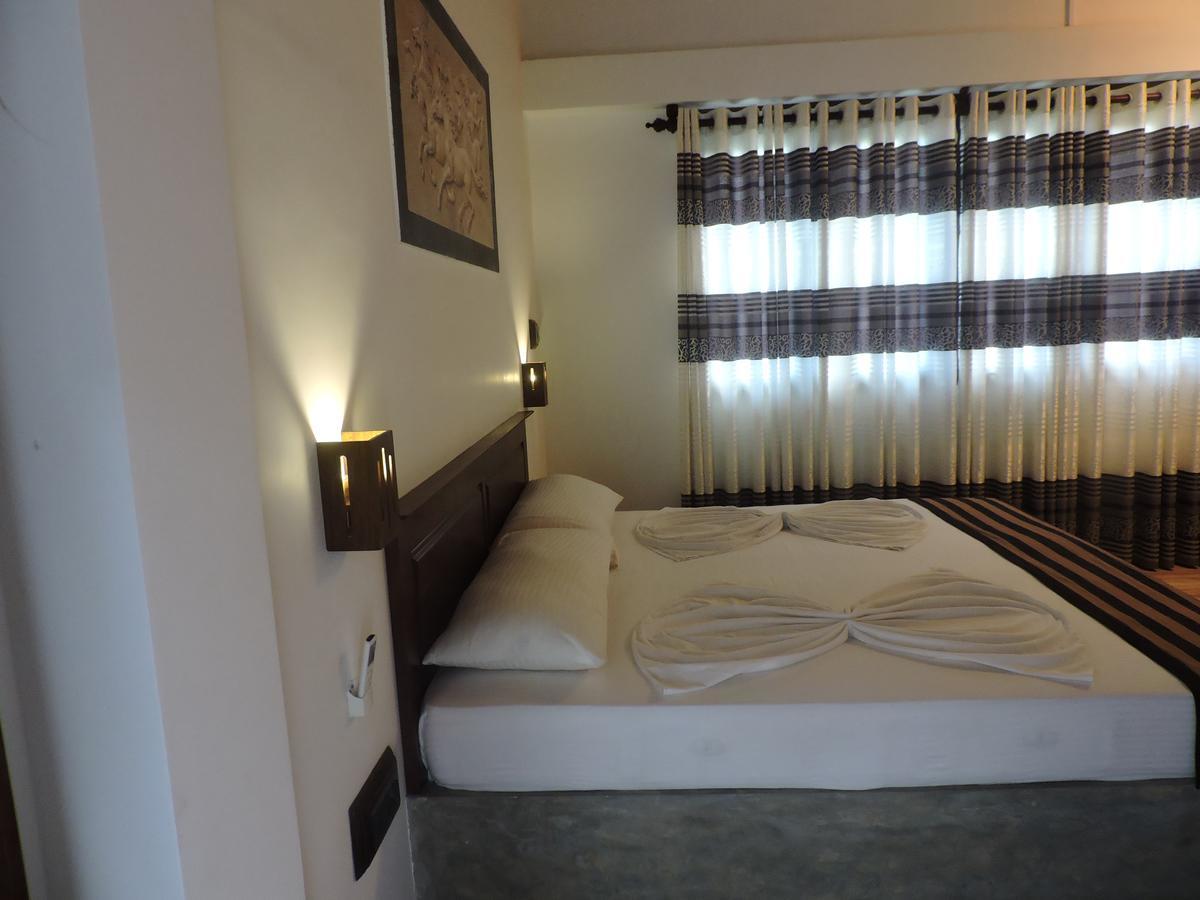 Asantha Guest House Unawatuna Esterno foto